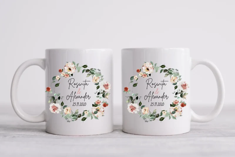 Personalisierte Hochzeitsgeschenk Tasse Blumenkranz Brautpaar, Ehepaar - Idee Hochzeit