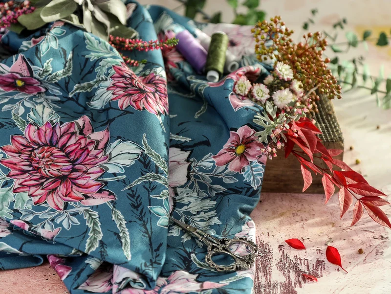 Reststück 33cm - Baumwolljersey My Watercolor Garden jeansblau by Lila-Lotta