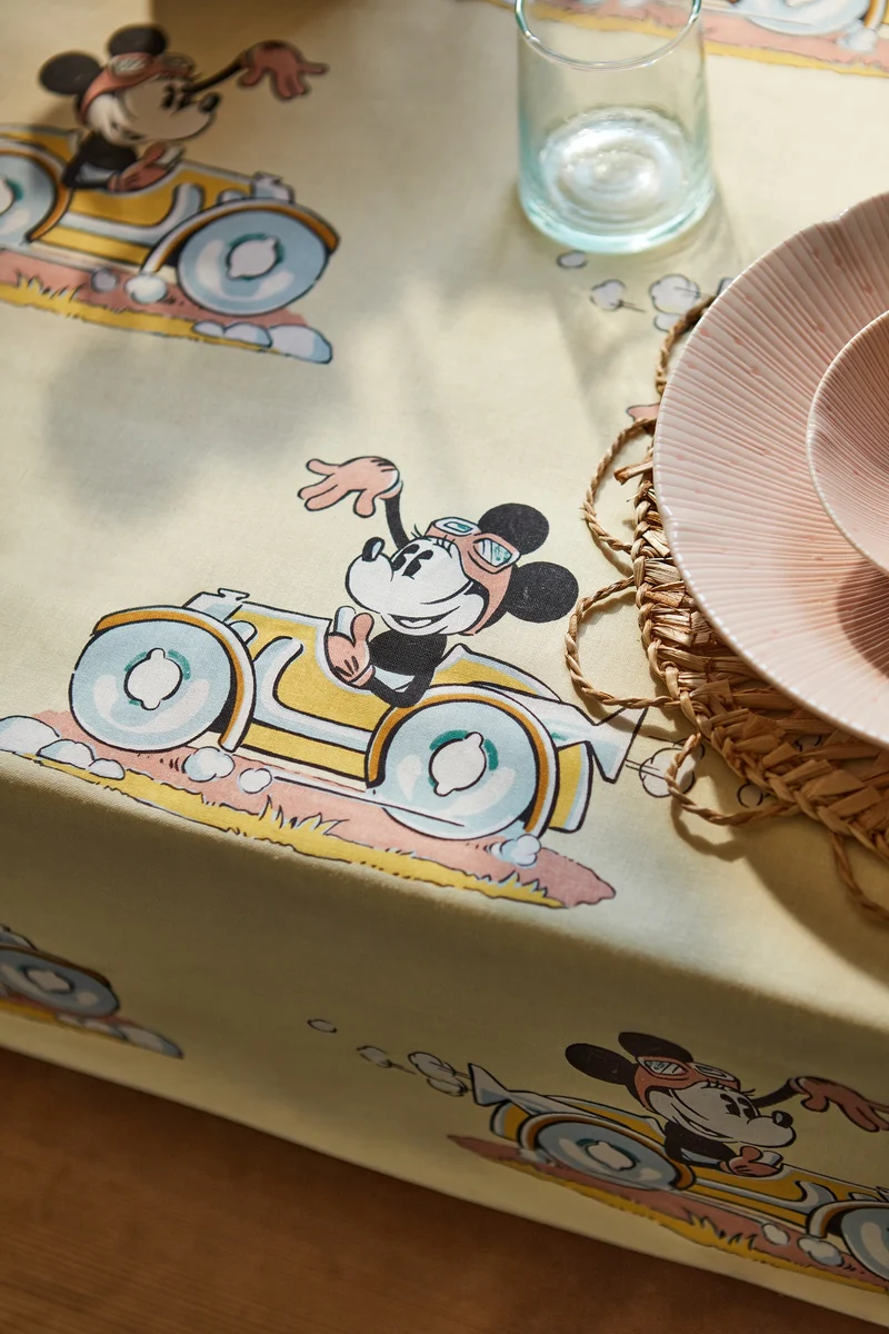 Minnie on the Move - candy floss