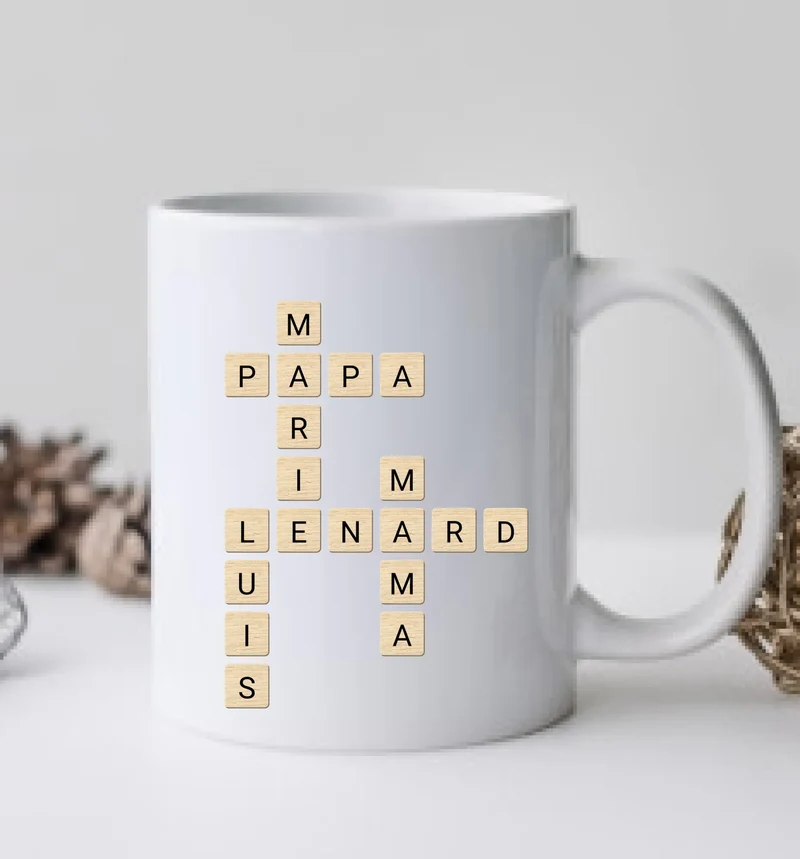 Scrabble Tasse personalisiert – Geschenkidee im Kreuzworträtsel-Design mit Namen