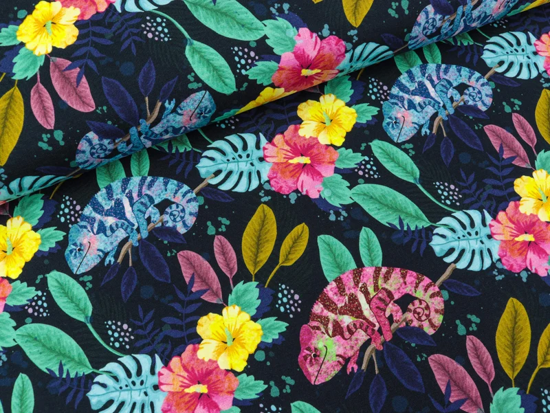 Baumwolljersey Chamäleon Kami bunt auf Tiefblau by Christiane Zielinski