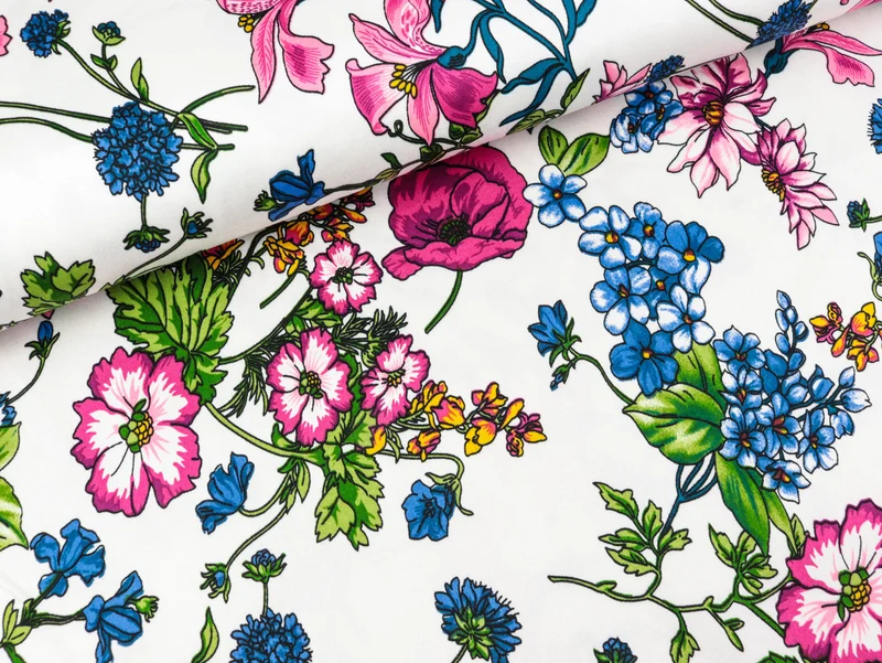 Baumwollsatin Blumenmuster bunt auf Weiß