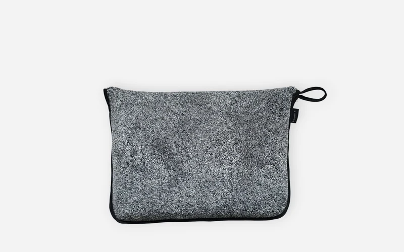 Reisedecke bugatti, anthrazit, inkl. Reisetasche