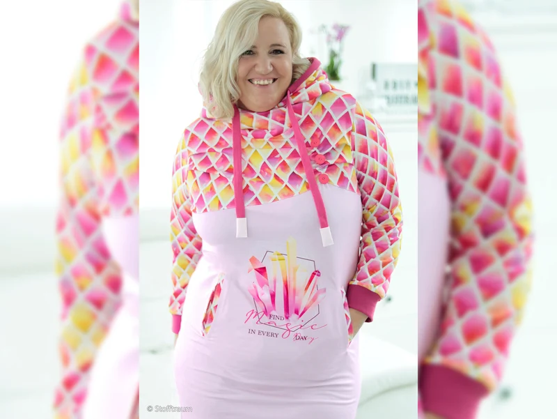 Baumwolljersey Crystal Magic Kristalle hellrosa-pink-gelb by Lycklig Design Panel 75cm