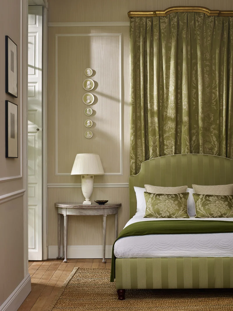 Regency Stripe - pale olive
