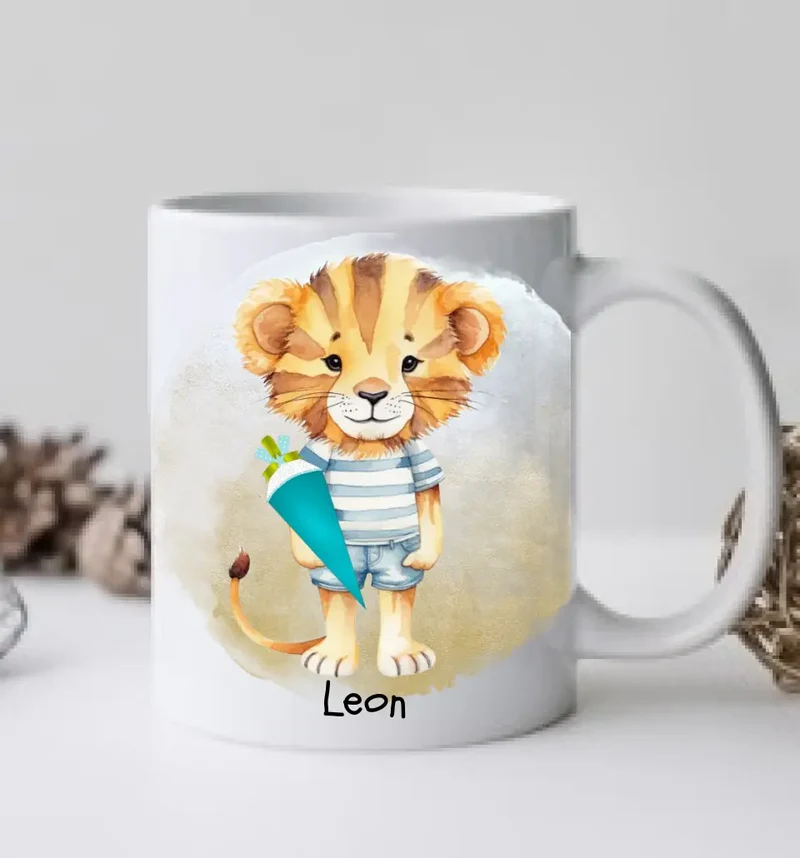 Schulkind 2026 | Einschulung Geschenk Kindertasse Becher Kissen Löwe für Junge & Mädchen personalisiert | Einschulungsgeschenk | Schulbeginn 1. Klasse