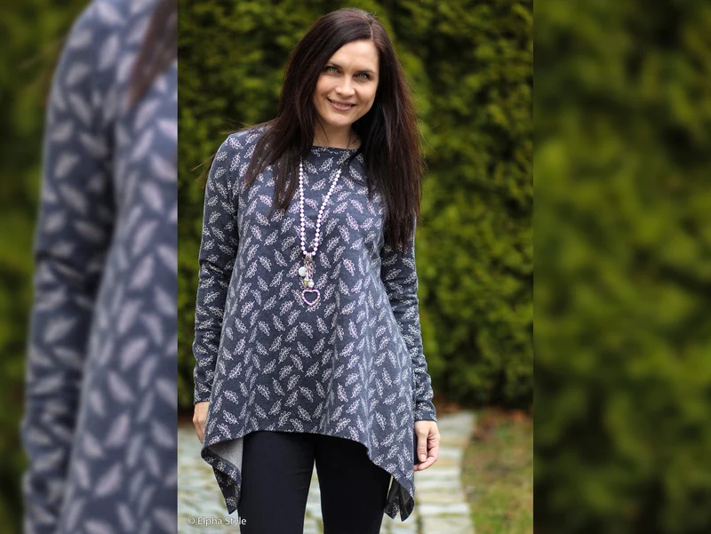 Reststück 42cm - Jacquard Jersey Cozy Zweige creme auf Tiefblau by Lycklig Design