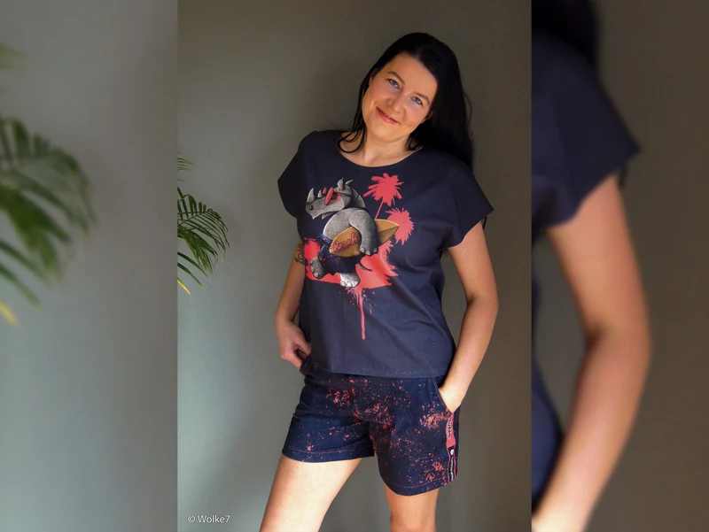 Reststück 140cm - Allover Baumwolljersey Surferhino Palm Jam deep blue-coral by Thorsten Berger