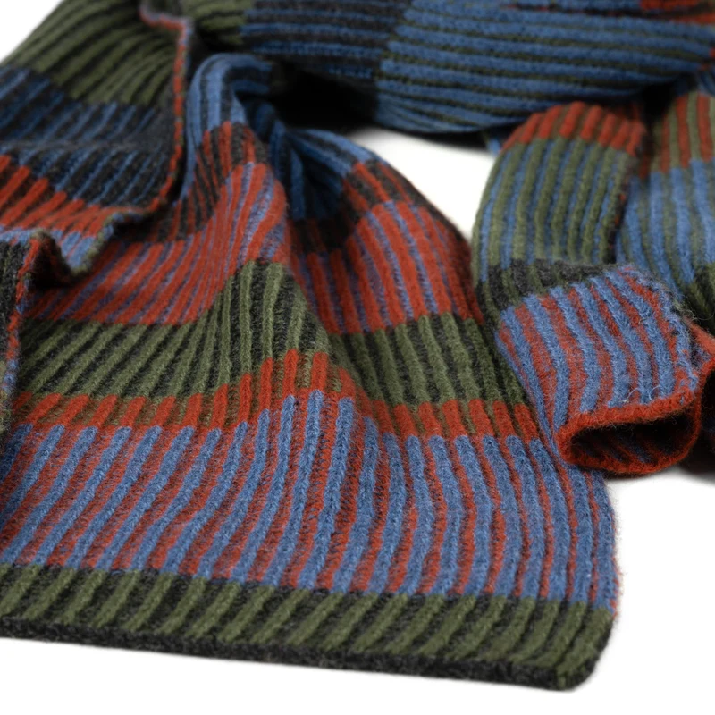 Kuscheliger Strickschal "SCOUT"
