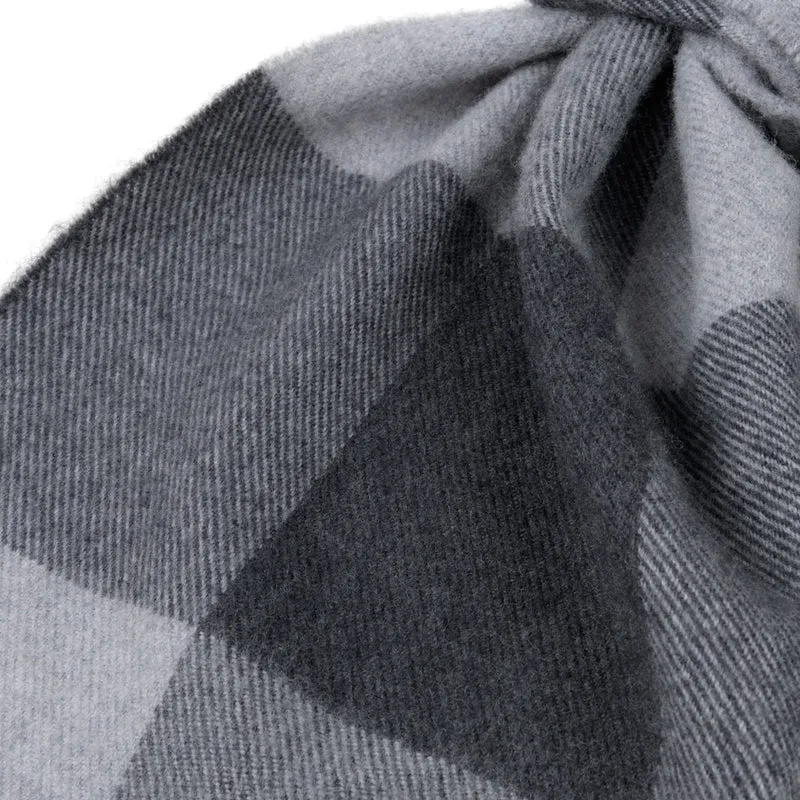 Weicher Merino-Schal, grau kariert
