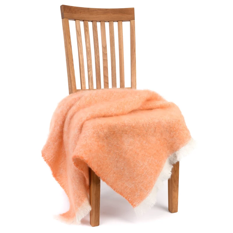 Kleine Mohairdecke "DIE KLEINE MANDARINE"