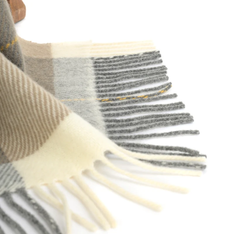 Ultraweiche Merino-Lammwolldecke "DUNE"