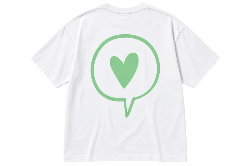 T-Shirt Weiß – Herz-Logo in Neonorange oder Mint, DecoGoodies Collection