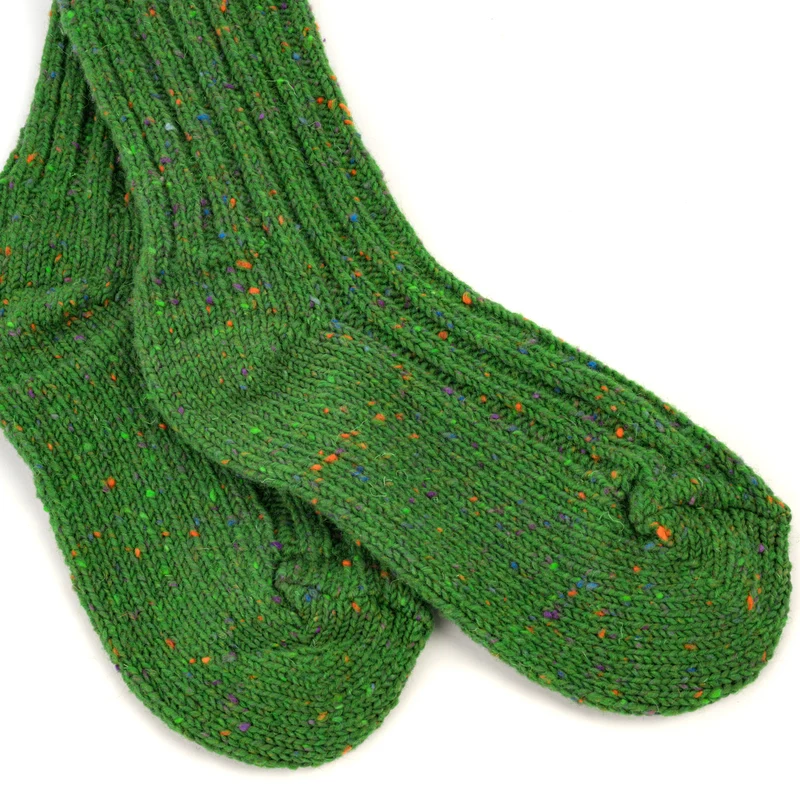Einfarbige Wollsocken wie von Oma