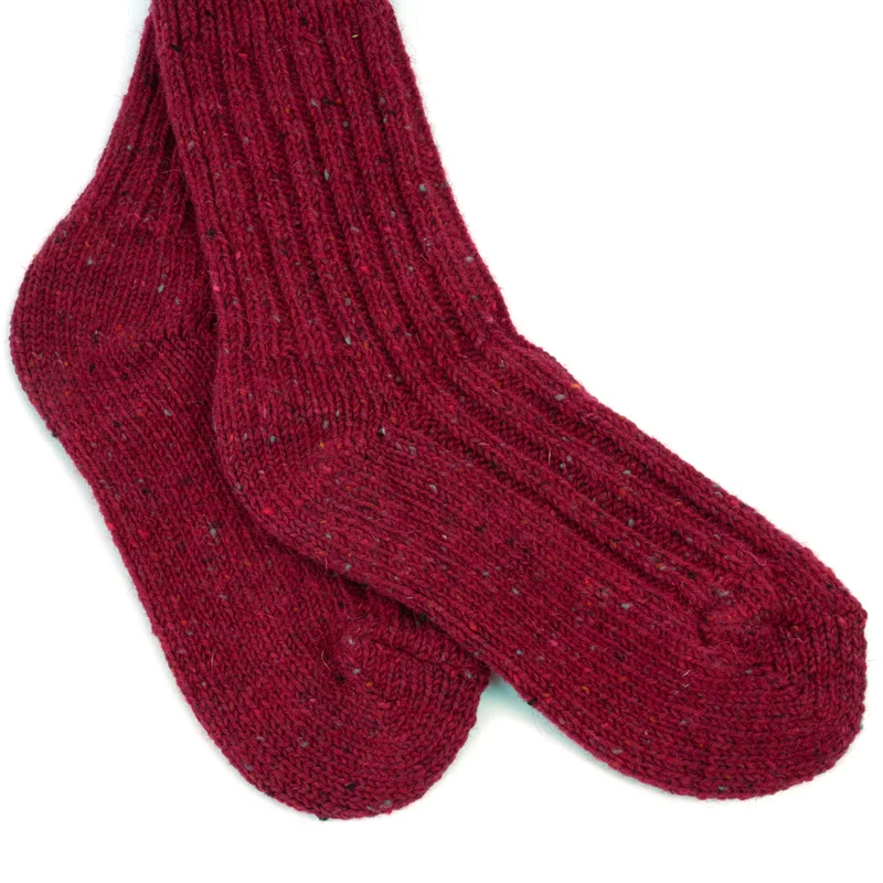 Einfarbige Wollsocken wie von Oma