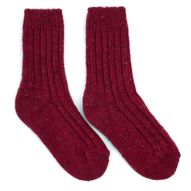 Einfarbige Wollsocken wie von Oma