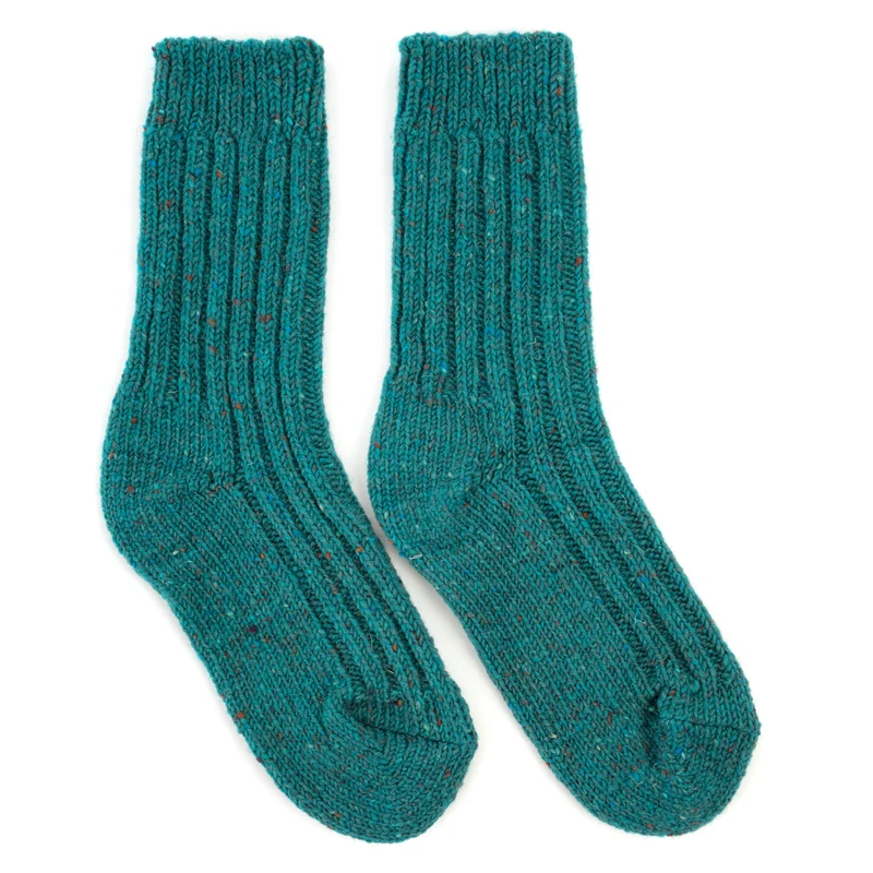 Einfarbige Wollsocken wie von Oma
