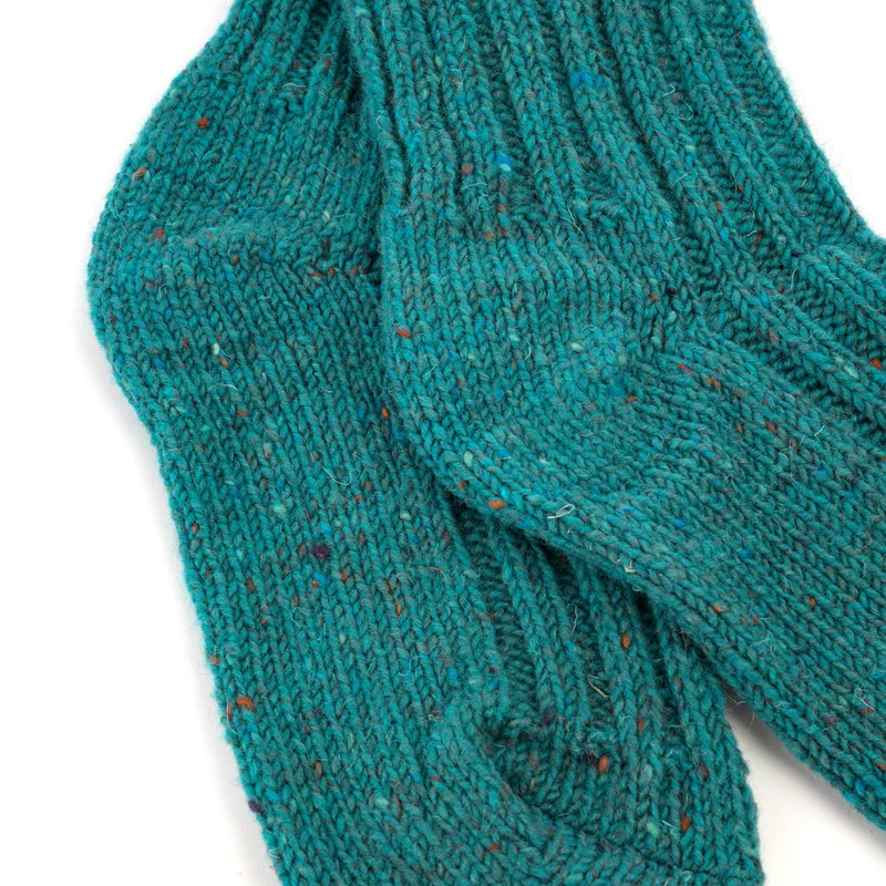 Einfarbige Wollsocken wie von Oma