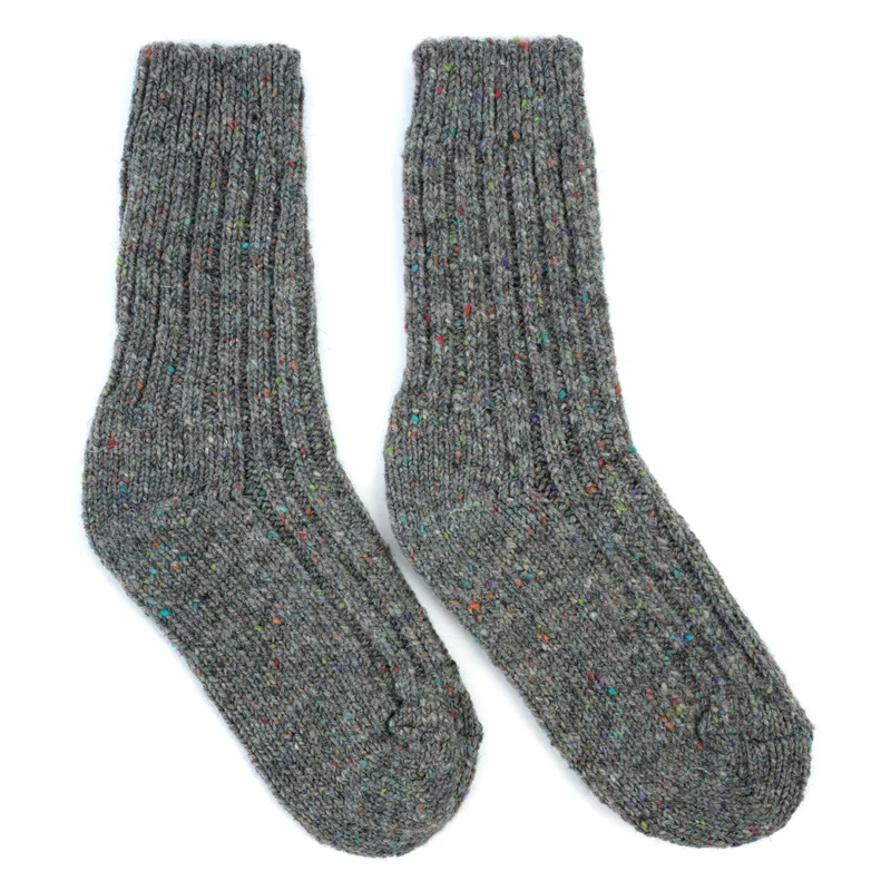 Einfarbige Wollsocken wie von Oma