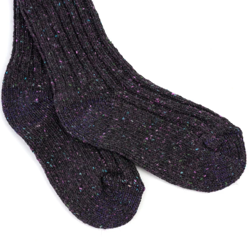 Einfarbige Wollsocken wie von Oma