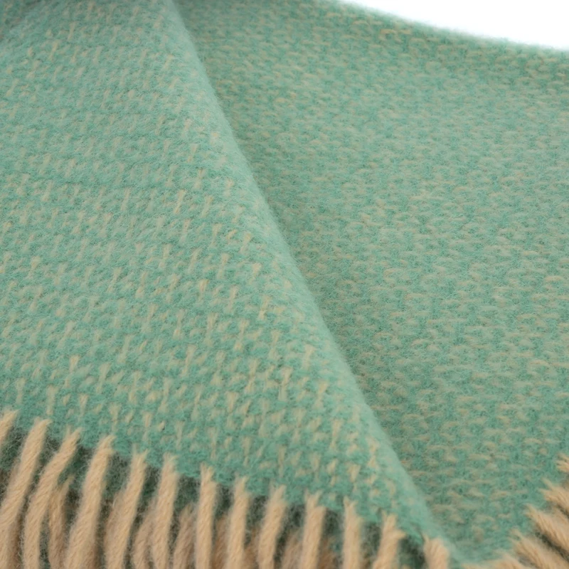 Fröhliche Schurwolldecke "VENTO"