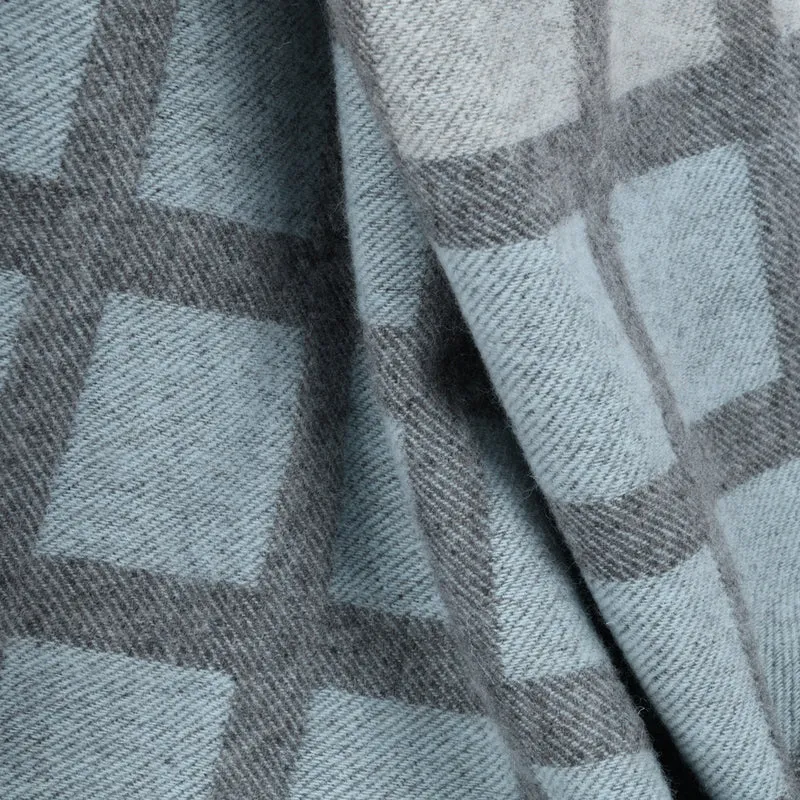 Weiche Merino-Wolldecke "Big City"