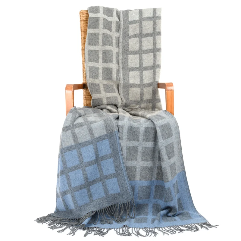 Weiche Merino-Wolldecke "Big City"