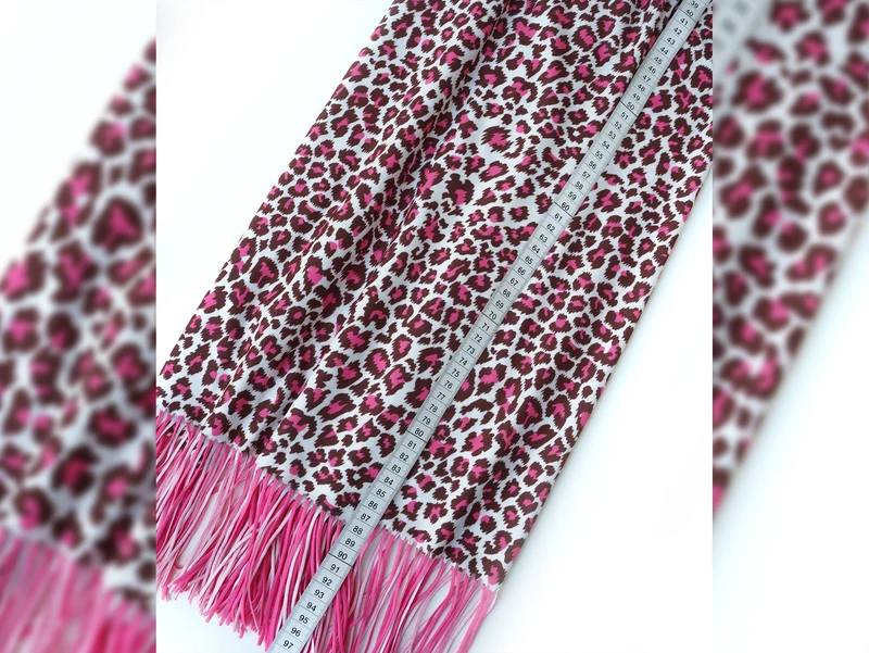 Reststück 115cm - Hamburger Liebe Fringe Me Leo Pink mit Fransenborte