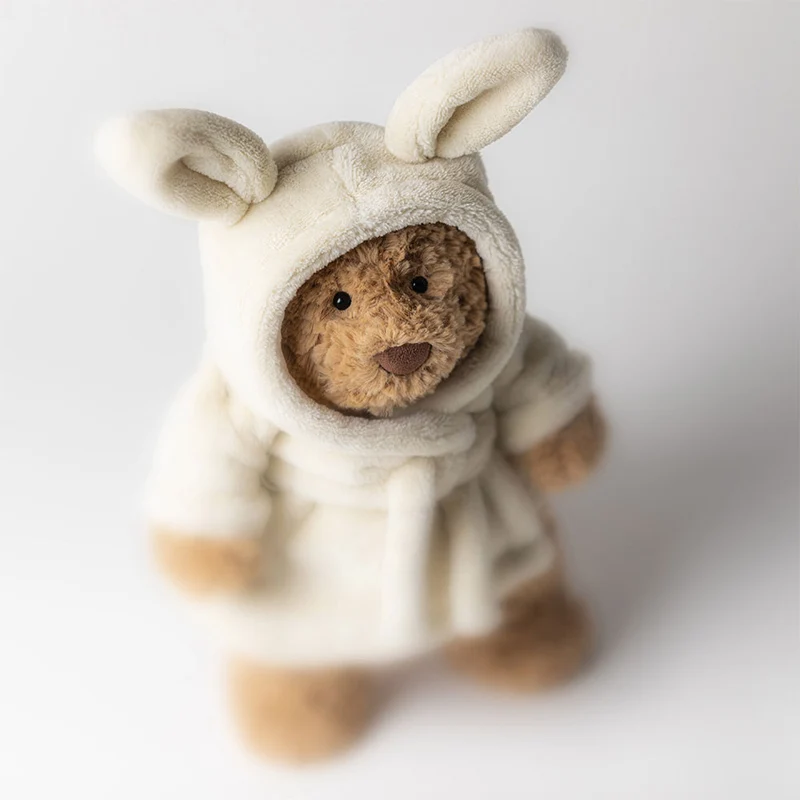 Plüschbär – Bartholomäus im Bademantel 26 cm