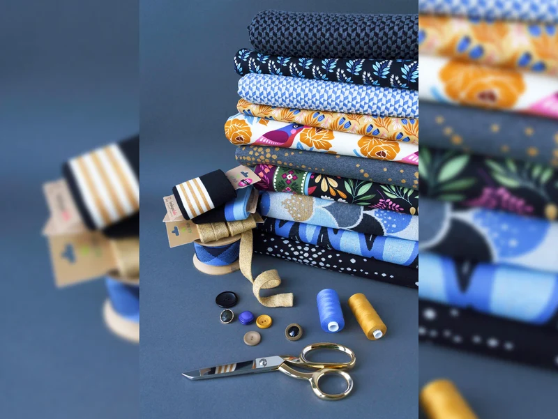 Reststück 45cm - Hamburger Liebe 5 Farb-Jacquardjersey Glossy Flow bluette-blue navy-azzuro-silber-winterweiß