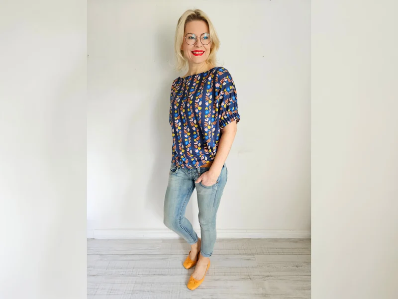 Hamburger Liebe New Cotton Satin Webware AL LAGO Felice blue navy-bunt