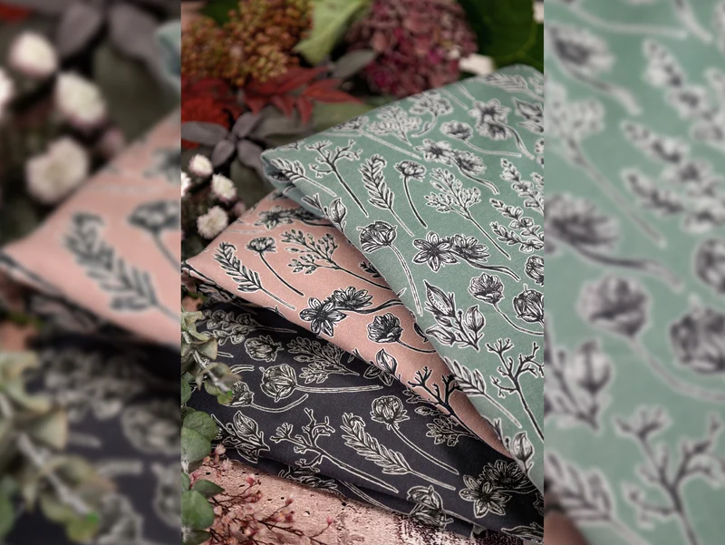 Modalsweat Herbarium Altrosa by Lila-Lotta