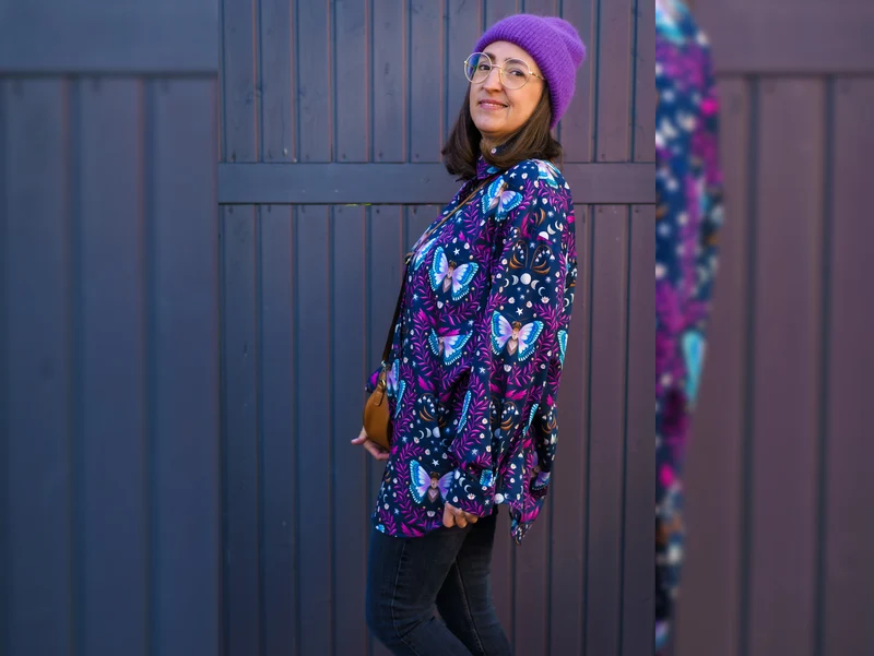 Hamburger Liebe Baumwollsweat Midnight Luna Moth ciclamino-bunt auf Blue navy