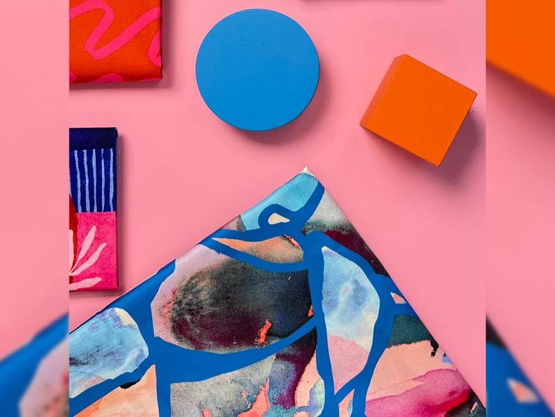 Baumwollsatin Webware Resonate Neon blue-bunt by Nerida Hansen