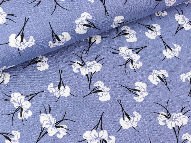Gewebter Stretch Viskosestoff Blumen weiß auf Taubenblau