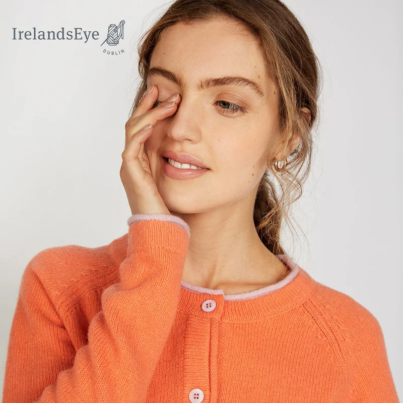 Kurze Strickjacke