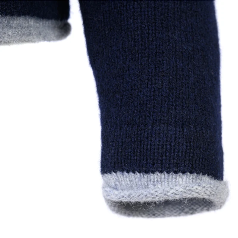 Kurze Strickjacke