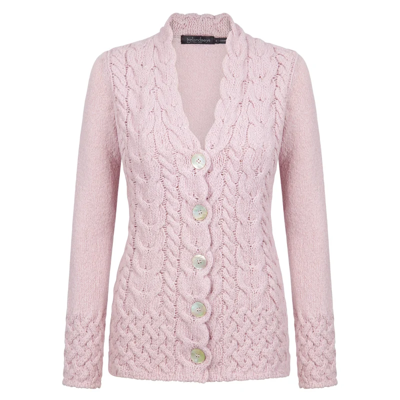 Kurzer Cardigan im Zopfmuster