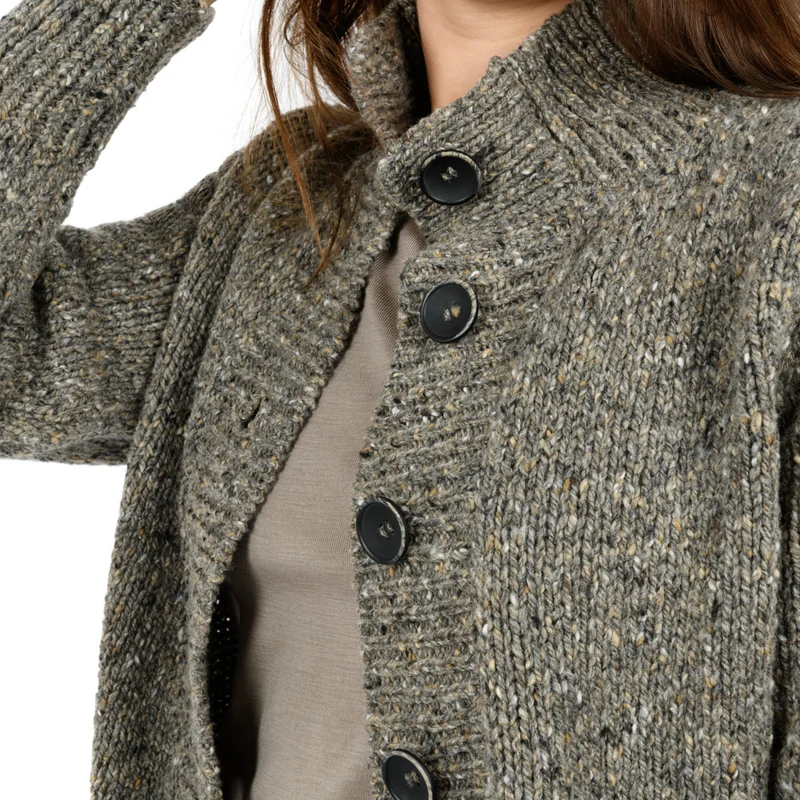 Kuschelige Strickjacke mit Fronttaschen