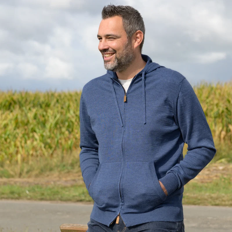 Dünner Hoodie mit Kapuze "WOODSTOCK"