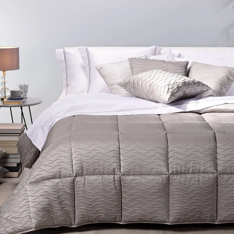 Trapunta in Raso Jacquard Silver Dreaming Tinta Unita